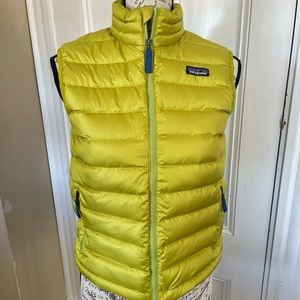Patagonia down puffer. Girls size L (12). New without tags.